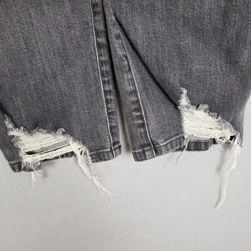 Liverpool Size 29 Straight Leg Crop Jean Distressed Black Grunge Casual Everyday